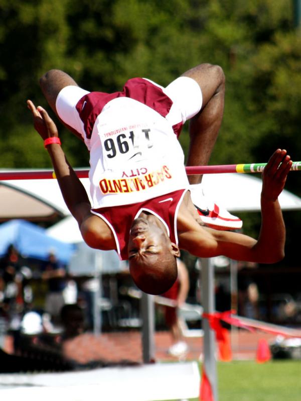 Clearing the bar at Stanford Meet