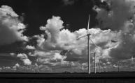 Wind Turbines Reach For the Sky